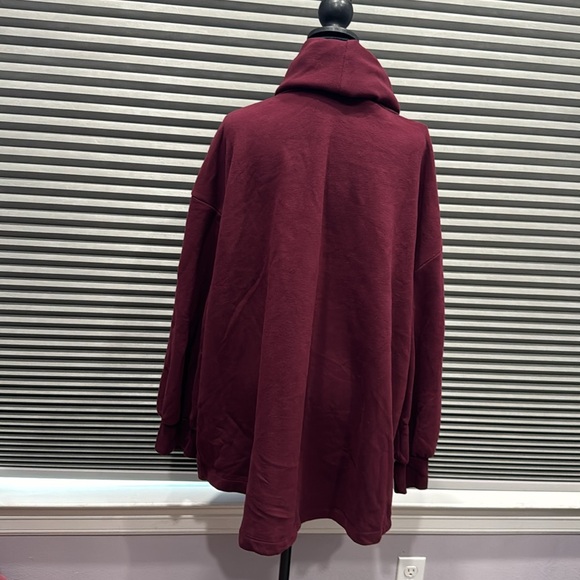 Pull over sweater - Picture 2 of 2